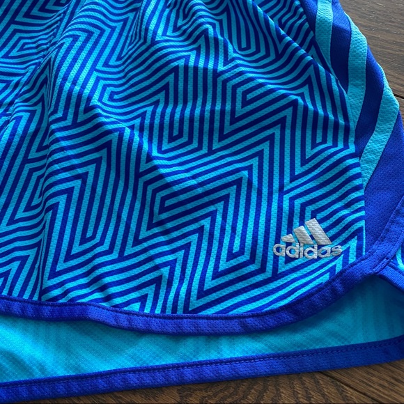 Adidas - Zigzag Climalite Shorts - Picture 2 of 4